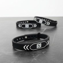 Armband zum Öffnen elektronischer Schlösser CHIPLOCK WF 90 BK, CHIPLOCK WF 90 BK BRAC, Illustrationsfoto
