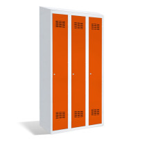 3-türiger Garderobenschrank mit Trennwand und integriertem Schrägdach, LOCKER H 3 BWM TOP SHELF
