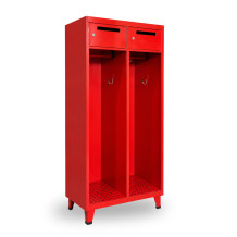 Zweiteilige Feuerwehrgarderobe mit perforiertem Boden