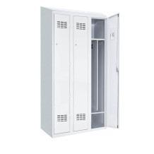 3-türiger Garderobenschrank mit Trennwand und integriertem Schrägdach, LOCKER H 3 BWM TOP SHELF